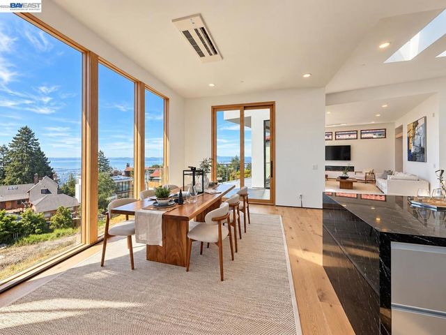 1026 Grizzly Peak Blvd, Berkeley, CA 94708