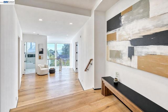 1026 Grizzly Peak Blvd, Berkeley, CA 94708