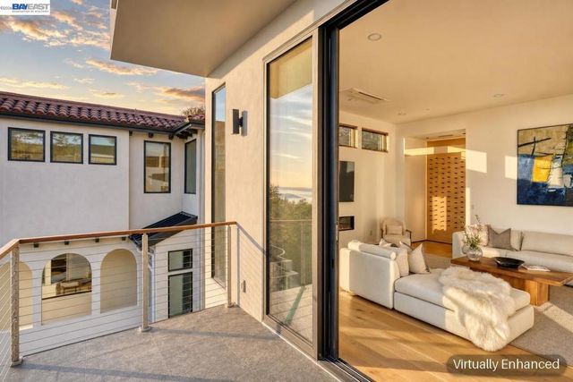 1026 Grizzly Peak Blvd, Berkeley, CA 94708