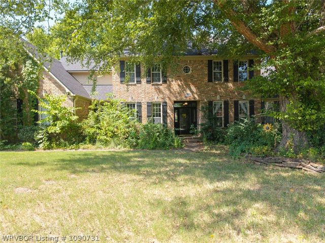 10708 Saint Michael Ct, Fort Smith, AR 72908