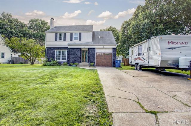 2408 Alby Street, Alton, IL 62002