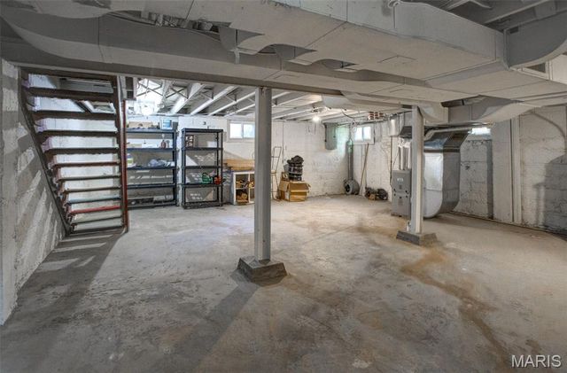 2408 Alby Street, Alton, IL 62002
