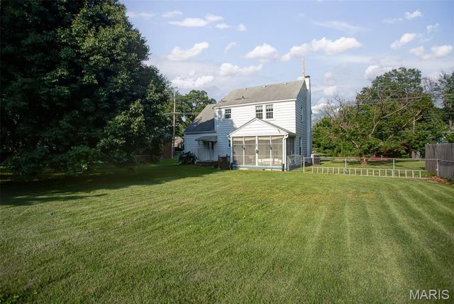 2408 Alby Street, Alton, IL 62002