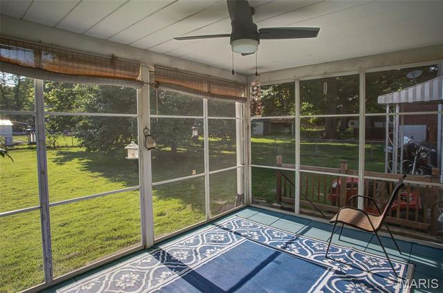 2408 Alby Street, Alton, IL 62002