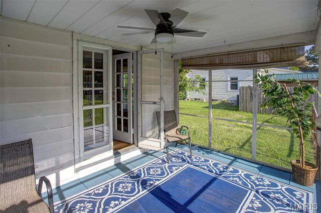 2408 Alby Street, Alton, IL 62002