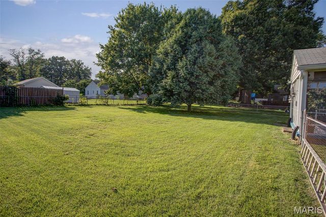 2408 Alby Street, Alton, IL 62002