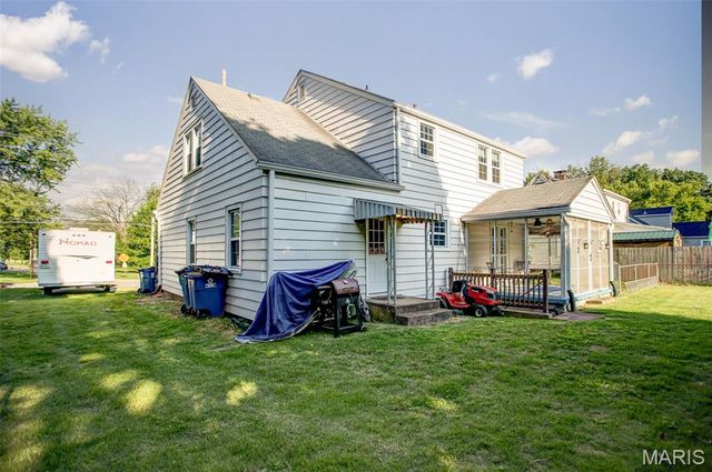 2408 Alby Street, Alton, IL 62002