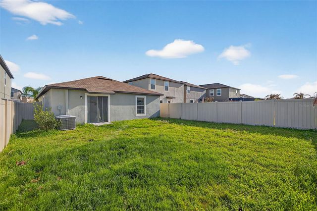 9324 LEMON DROP LOOP, Sun City Center, FL 33573