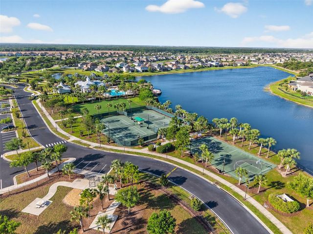 9324 LEMON DROP LOOP, Sun City Center, FL 33573