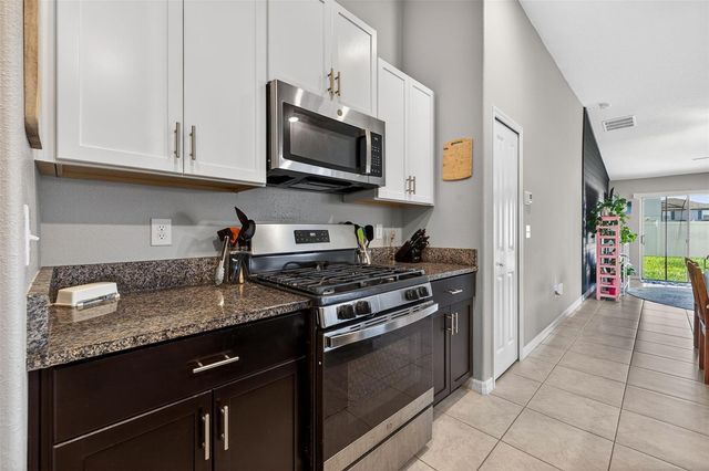 9324 LEMON DROP LOOP, Sun City Center, FL 33573