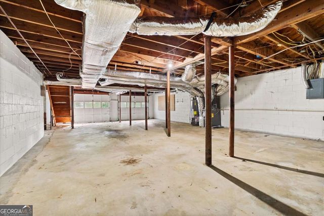 3075 Hudson Court, Decatur, GA 30033