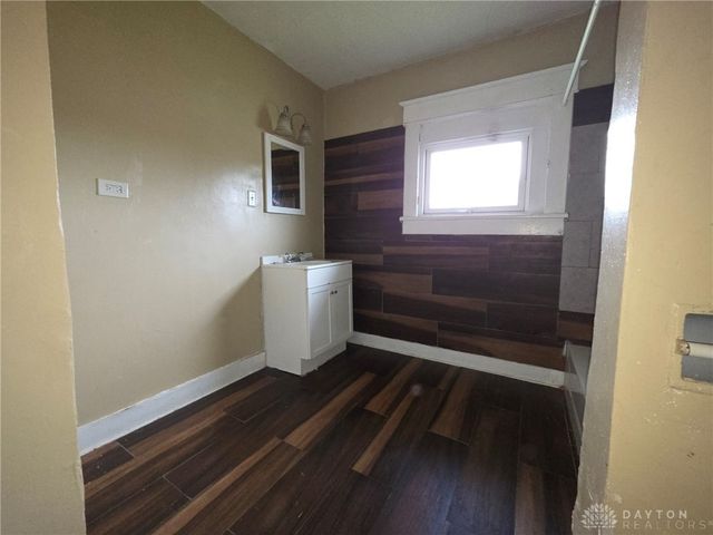 5216 Third Street, Dayton, OH 45417