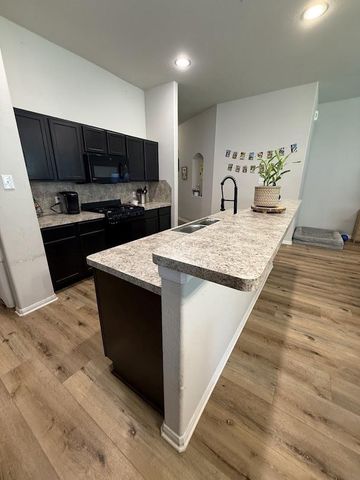11311 Cascading Stream Way, Houston, TX 77044