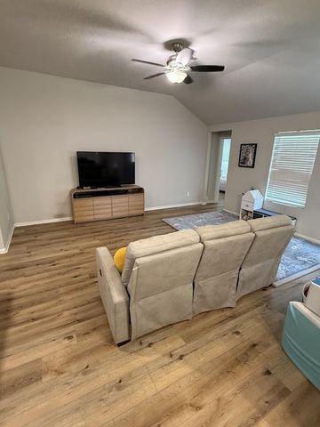 11311 Cascading Stream Way, Houston, TX 77044