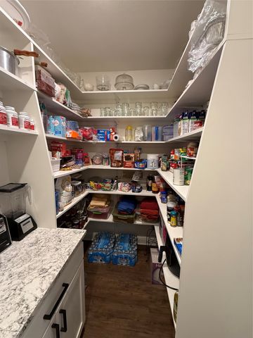 1003 Stone Bridge Street, Mt Pleasant, TX 75455