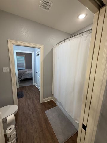 1003 Stone Bridge Street, Mt Pleasant, TX 75455