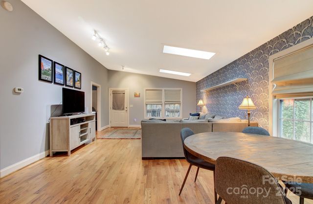 113 Pin Cherry Lane, Candler, NC 28715