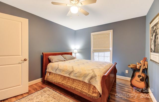 113 Pin Cherry Lane, Candler, NC 28715