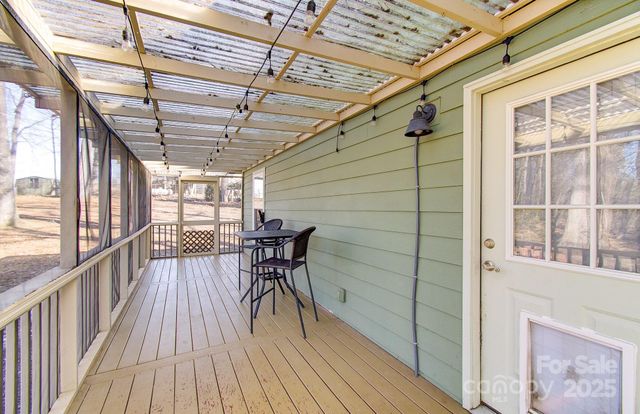 113 Pin Cherry Lane, Candler, NC 28715