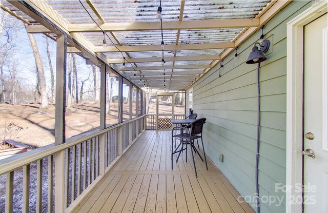 113 Pin Cherry Lane, Candler, NC 28715