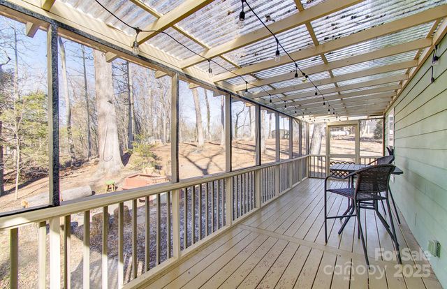 113 Pin Cherry Lane, Candler, NC 28715