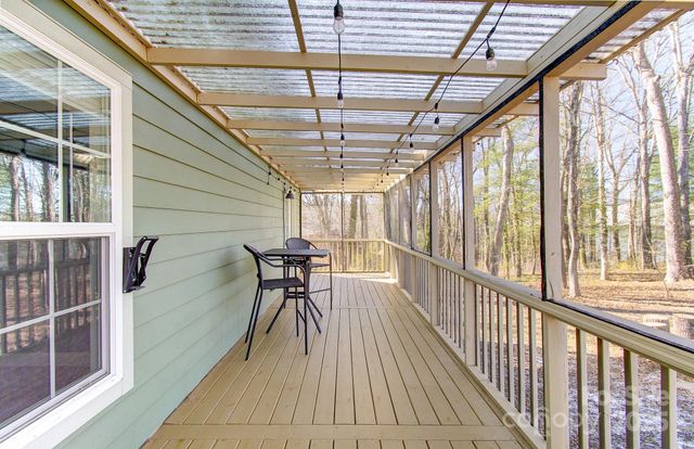 113 Pin Cherry Lane, Candler, NC 28715