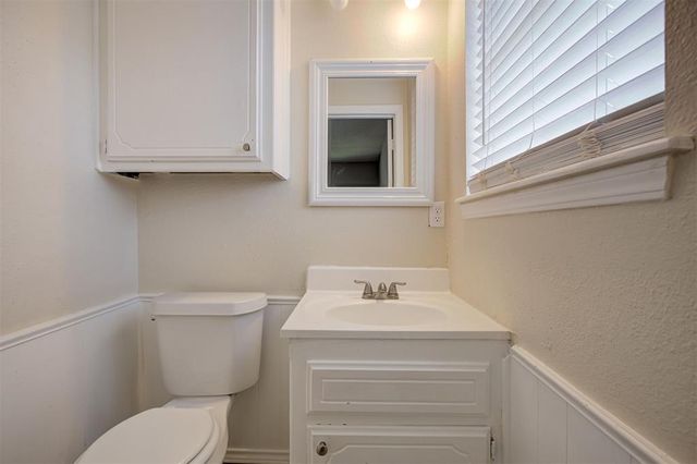 916 S Patterson Drive, Oklahoma City, OK 73160