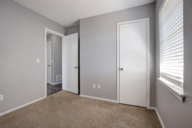 916 S Patterson Drive, Oklahoma City, OK 73160