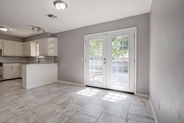 916 S Patterson Drive, Oklahoma City, OK 73160