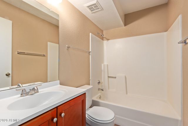 616 S HARDY Drive 206, Tempe, AZ 85281