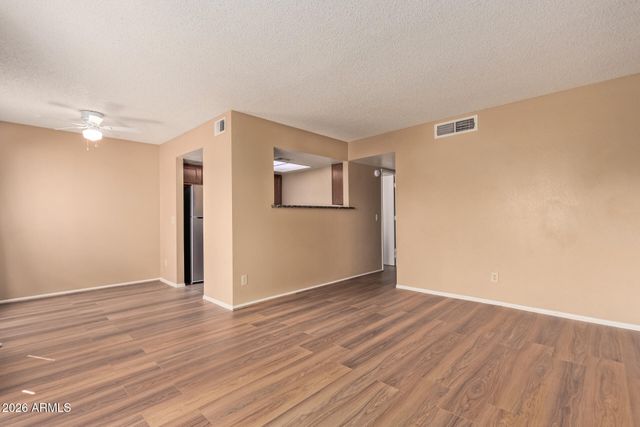 616 S HARDY Drive 206, Tempe, AZ 85281