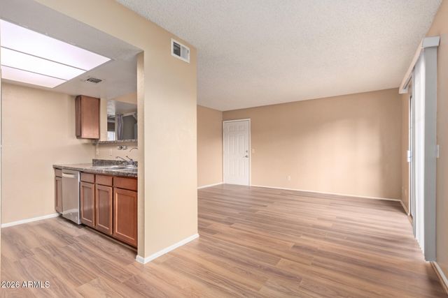 616 S HARDY Drive 206, Tempe, AZ 85281