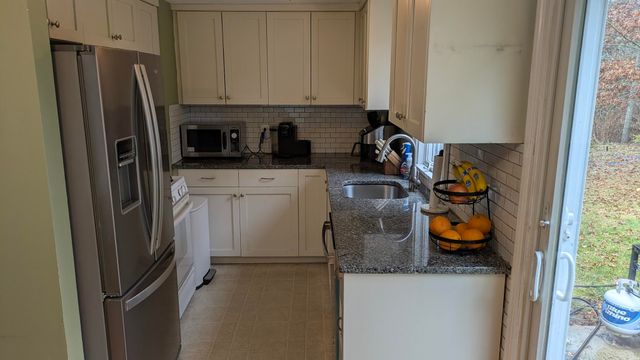 38 Marlin Way, South Yarmouth, MA 02664