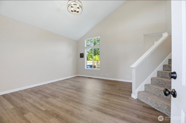 313 E 52nd Street, Tacoma, WA 98404