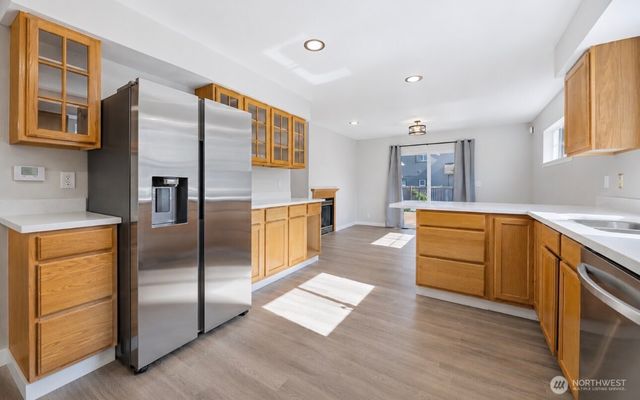 313 E 52nd Street, Tacoma, WA 98404