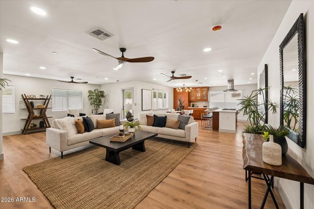 8344 E Indianola Avenue, Scottsdale, AZ 85251