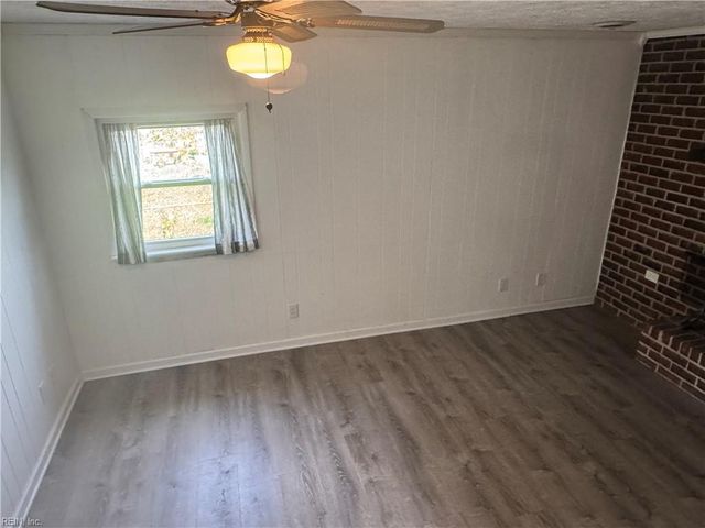 470 Gretna CT, Hampton, VA 23669