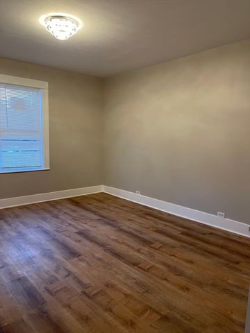 52 Houghton St 1, Worcester, MA 01604