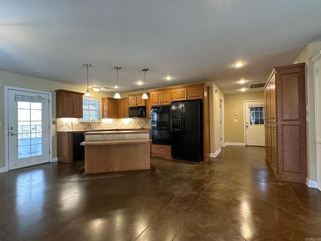 1111 Silver Leaf Drive, Alexander, AR 72002