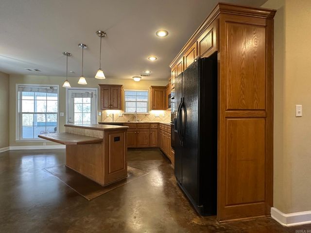 1111 Silver Leaf Drive, Alexander, AR 72002