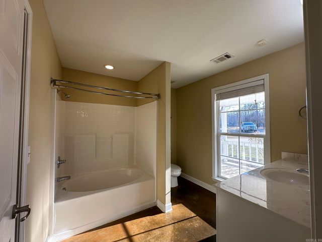 1111 Silver Leaf Drive, Alexander, AR 72002