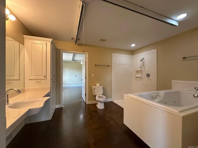 1111 Silver Leaf Drive, Alexander, AR 72002