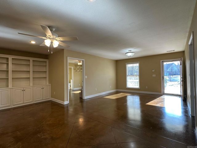 1111 Silver Leaf Drive, Alexander, AR 72002