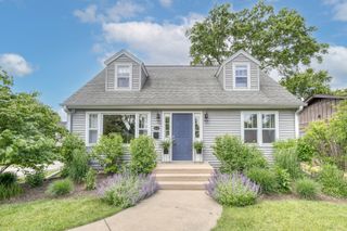 624 N Lincoln Avenue, Geneva, IL 60134