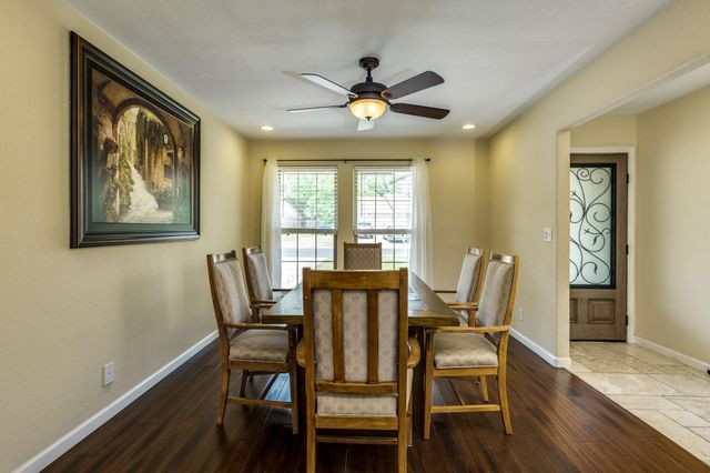 1307 S Meadows DR, Austin, TX 78758