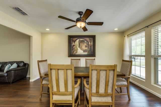 1307 S Meadows DR, Austin, TX 78758