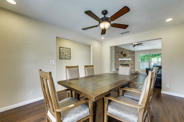 1307 S Meadows DR, Austin, TX 78758