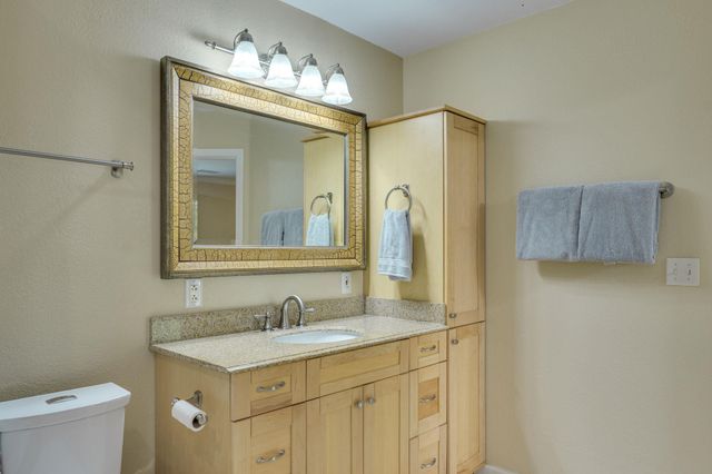 1307 S Meadows DR, Austin, TX 78758