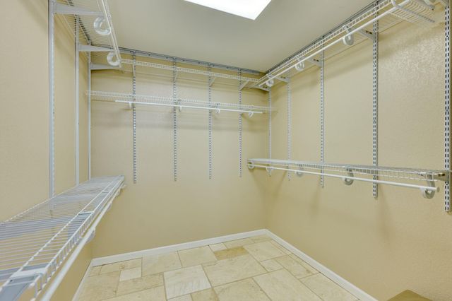 1307 S Meadows DR, Austin, TX 78758