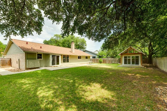 1307 S Meadows DR, Austin, TX 78758